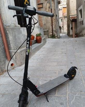 Monopattino elettrico - E-TWOW