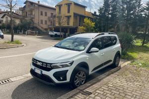 Dacia Jogger 2023 1.0 TCe GPL Expression