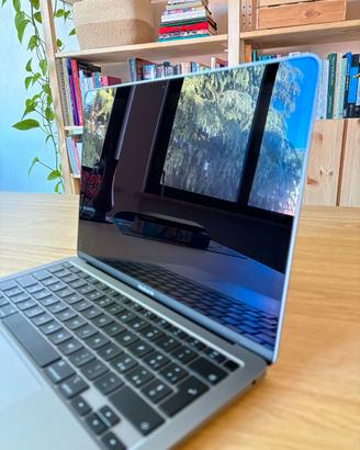 MacBook Air M1, 13,3", 512GB di SSD e 8GB di RAM