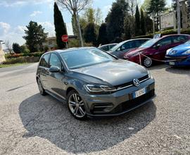 Volkswagen Golf 1.6 TDI 5p. R-Line g.traino Ok Neo