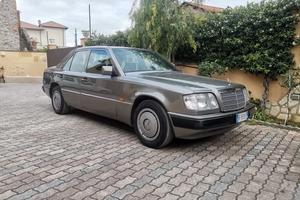 MERCEDES Serie E (*124) - 1992