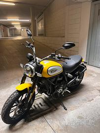 Ducati Scrambler 800 ICON
