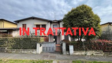 3 LOCALI A CAZZAGO SAN MARTINO
