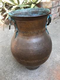 Anfora in rame vntage