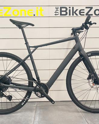 GT eGrade 2022 | taglia L | Gravel motore Mahle