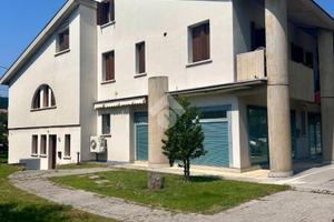 MONOLOCALE A POVE DEL GRAPPA