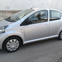 TOYOYA AYGO 1.0 CONNECT 5P FULL KM ORIG. VETRINA