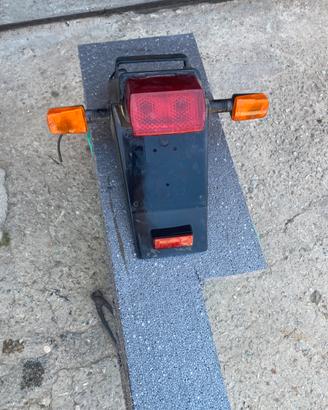 Faro stop e faro anteriore suzuki dr 650