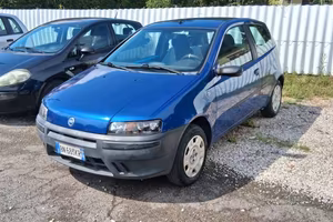 Fiat Punto 1.2i cat 3 porte