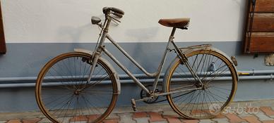 Bicicletta vintage da restaurare
