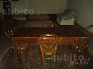 Tavolo antiquariato