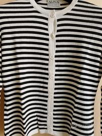 Twin set a righe, ALPHA di Massimo Rebecchi