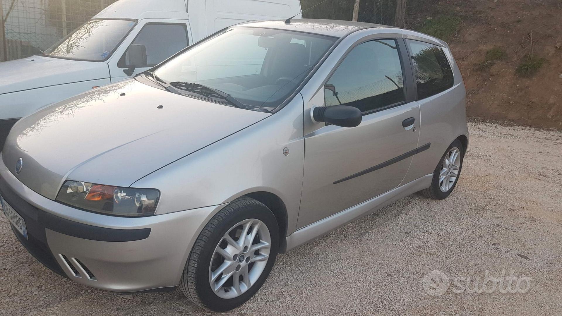 N 2 AMMORTIZZATORI ANTERIORI COMPLETI FIAT PUNTO 55