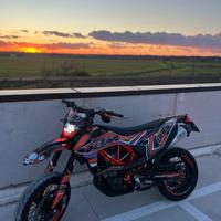 Sella NUOVA originale KTM 690 smc r 2019-