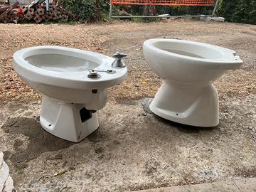 Coppia di sanitari water + bidet