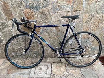 Bici da corsa Giant taglia 56 (L)