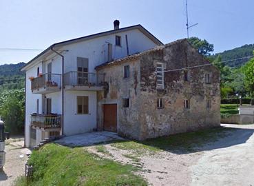 Immobile in asta di 117 m² con più di 5 locali e b