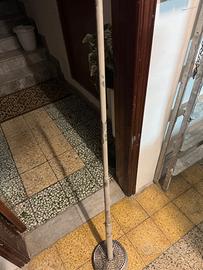 Asta per girare olio e vno