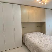 Camera matrimoniale con letto contenitore