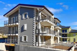 3 LOCALI A COSTERMANO