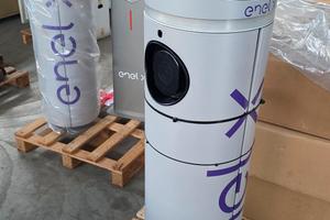colonnina di ricarica Enel x nuova