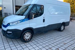 IVECO DAILY 3.0 NATURAL POWER PASSO LUNGO 2018