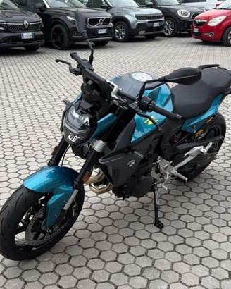BMW Motorrad F 900 R