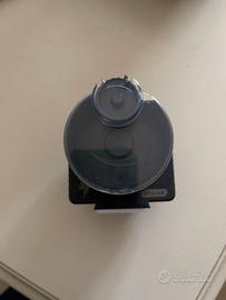 Mangiatoia per pesci