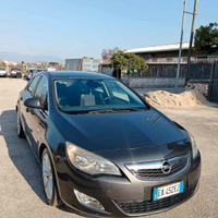 opel astra gpl