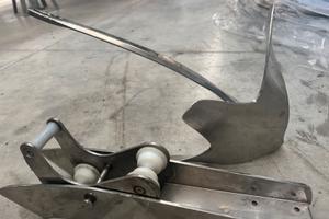 Ancora Inox 10 kg + musone con rulli