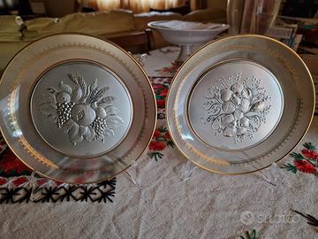 Coppia di piatti bassorilievo Acca