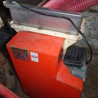 PIGIATRICE DIRASPATRICE con pompa elettrica a 220V