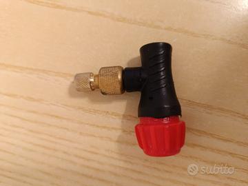 Gonfiatore bicicletta con bomboletta