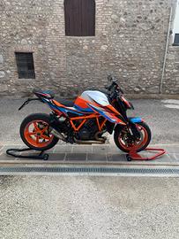 KTM 1290 SUPER DUKE R – 2023