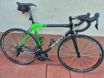 Bici sarto realizzata per il team viris vigevano