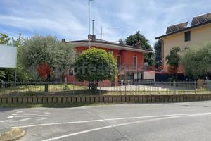 Villa o villino Solza [Cod. rif 3327741VRG]