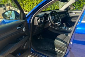 Alfa Romeo Stelvio Q4 210cv Ti