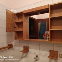 Arredo bagno in legno