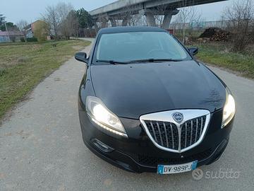 lancia delta 1.6 Diesel 