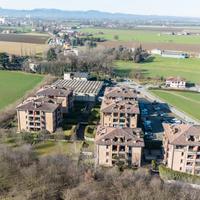 Appartamento su due livelli con giardino a Parma