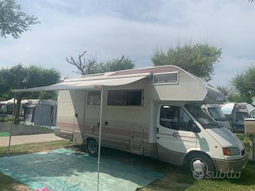 Camper Rimor SuperBrig 678