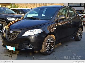 LANCIA Ypsilon 1.2 69 CV 5p. GPL Ecochic S MOMODES