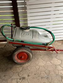 Pompa per diserbo trattamenti carrellata serbatoio