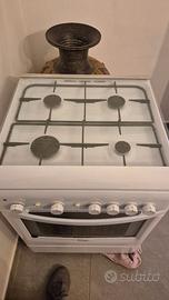 Cucina a gas +forno a gas hotpoint ariston