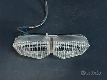 Faro posteriore Yamaha R6