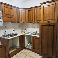 Cucina ad angolo legno massello