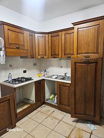 Cucina ad angolo legno massello