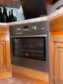 Forno da incasso Electrolux ventilato – 60x60 cm
