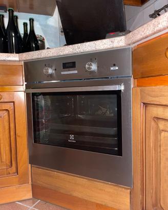 Forno da incasso Electrolux ventilato – 60x60 cm