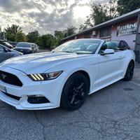 Ford Mustang Convertible 2.3 EcoBoost aut Gear Box